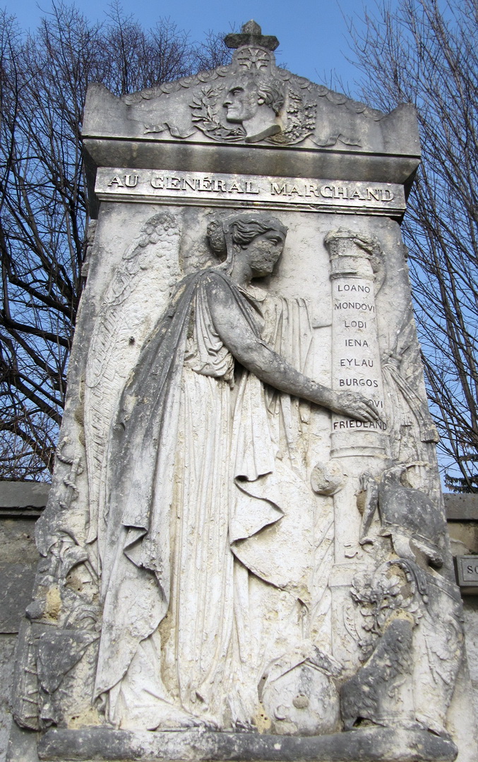 Monument funéraire du Général Marchand